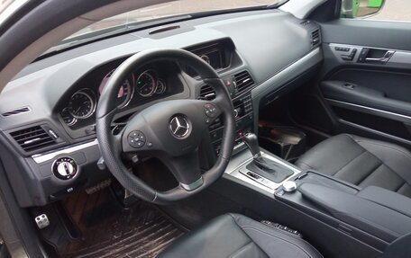 Mercedes-Benz E-Класс, 2009 год, 5 000 000 рублей, 10 фотография