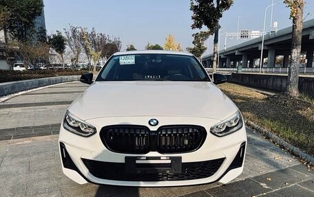 BMW 1 серия, 2021 год, 1 580 000 рублей, 3 фотография