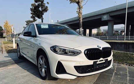 BMW 1 серия, 2021 год, 1 580 000 рублей, 2 фотография