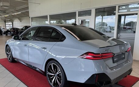 BMW 5 серия, 2025 год, 12 490 000 рублей, 8 фотография