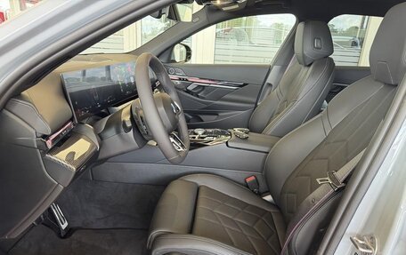 BMW 5 серия, 2025 год, 12 490 000 рублей, 17 фотография