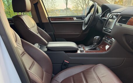 Volkswagen Touareg III, 2013 год, 2 500 000 рублей, 12 фотография