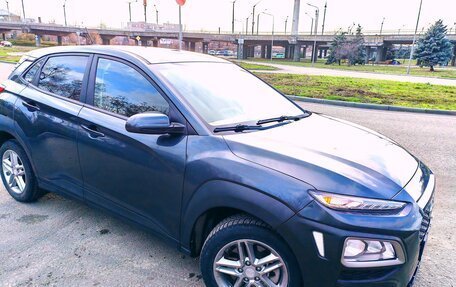 Hyundai Kona I, 2018 год, 1 650 000 рублей, 3 фотография