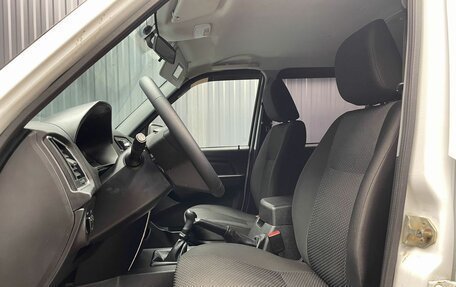 ЛуАЗ Patriot, 2017 год, 697 000 рублей, 12 фотография