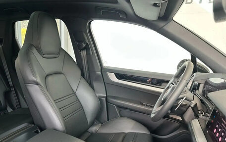 Porsche Cayenne III, 2025 год, 18 480 000 рублей, 15 фотография