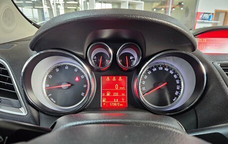 Opel Mokka I, 2013 год, 1 290 000 рублей, 17 фотография