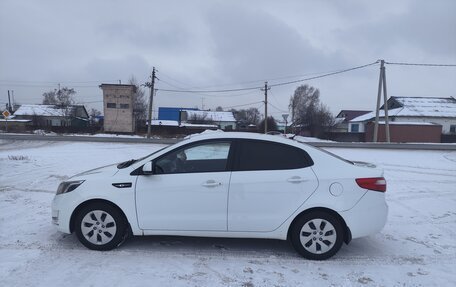 KIA Rio III рестайлинг, 2013 год, 700 000 рублей, 4 фотография