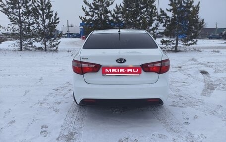 KIA Rio III рестайлинг, 2013 год, 700 000 рублей, 2 фотография