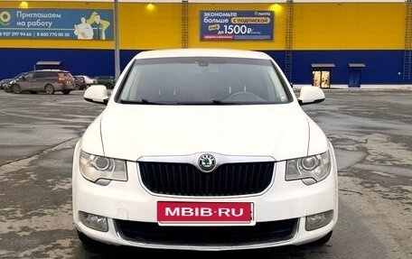 Skoda Superb III рестайлинг, 2011 год, 1 200 000 рублей, 1 фотография