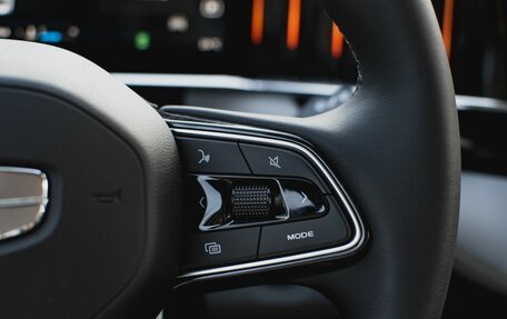 Geely Atlas, 2025 год, 3 977 900 рублей, 18 фотография