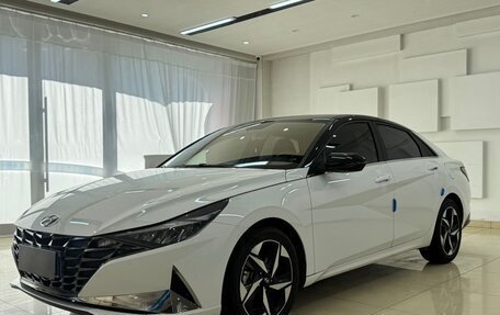 Hyundai Elantra, 2021 год, 1 490 000 рублей, 1 фотография