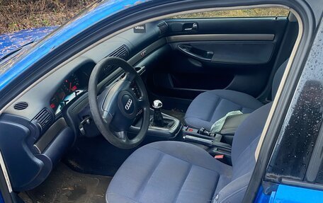 Audi A4, 2000 год, 400 000 рублей, 7 фотография