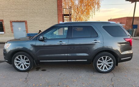 Ford Explorer VI, 2018 год, 3 150 000 рублей, 3 фотография