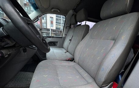 Volkswagen Transporter T5 рестайлинг, 2003 год, 485 000 рублей, 11 фотография