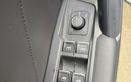 Volkswagen Tiguan II, 2020 год, 3 500 000 рублей, 4 фотография