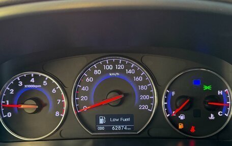 Hyundai Santa Fe III рестайлинг, 2011 год, 1 690 000 рублей, 17 фотография