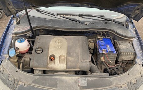 Volkswagen Passat B6, 2006 год, 360 000 рублей, 26 фотография