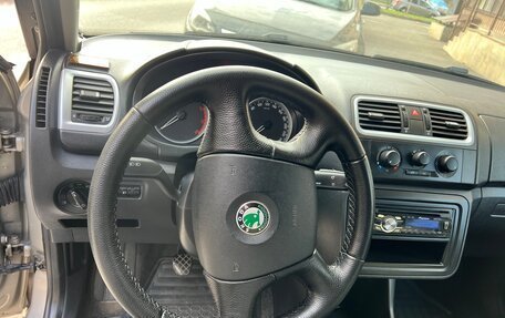 Skoda Fabia II, 2009 год, 720 000 рублей, 11 фотография