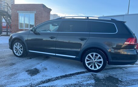 Volkswagen Passat B7, 2012 год, 1 630 000 рублей, 2 фотография