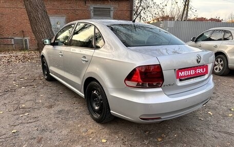 Volkswagen Polo VI (EU Market), 2015 год, 899 000 рублей, 4 фотография