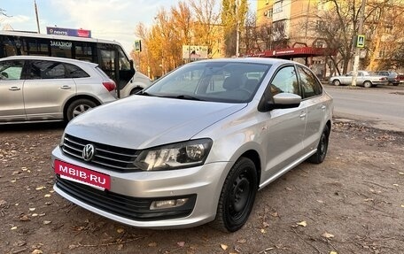 Volkswagen Polo VI (EU Market), 2015 год, 899 000 рублей, 3 фотография