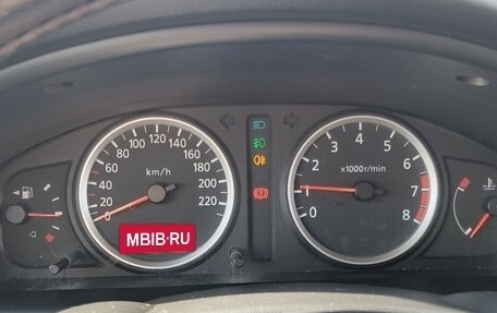 Nissan Almera, 2005 год, 370 000 рублей, 21 фотография