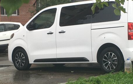 Opel Zafira Life I, 2021 год, 4 450 000 рублей, 5 фотография