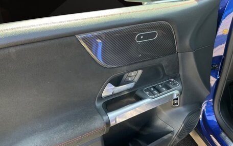 Mercedes-Benz GLB, 2021 год, 2 950 000 рублей, 9 фотография