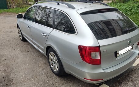 Skoda Superb III рестайлинг, 2011 год, 1 030 000 рублей, 3 фотография