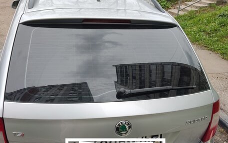 Skoda Superb III рестайлинг, 2011 год, 1 030 000 рублей, 4 фотография