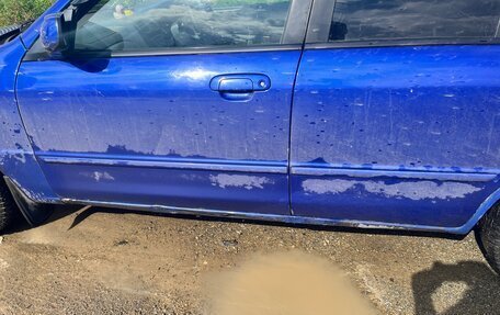 Mazda Familia Y11, 2000 год, 285 000 рублей, 3 фотография