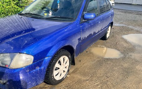 Mazda Familia Y11, 2000 год, 285 000 рублей, 2 фотография