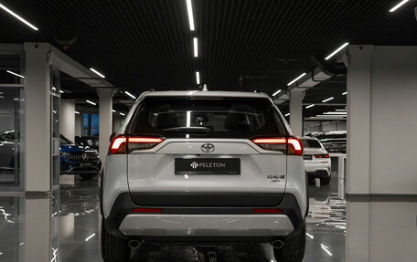 Toyota RAV4, 2025 год, 4 150 000 рублей, 6 фотография