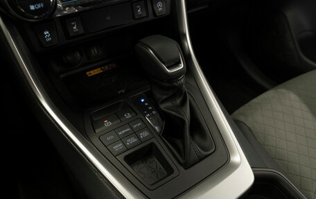 Toyota RAV4, 2025 год, 4 150 000 рублей, 19 фотография