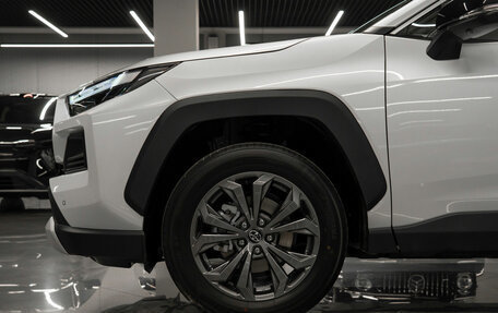 Toyota RAV4, 2025 год, 4 150 000 рублей, 26 фотография