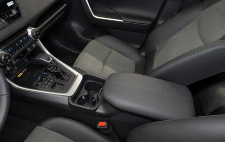 Toyota RAV4, 2025 год, 4 150 000 рублей, 18 фотография