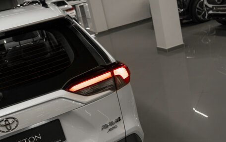 Toyota RAV4, 2025 год, 4 150 000 рублей, 28 фотография