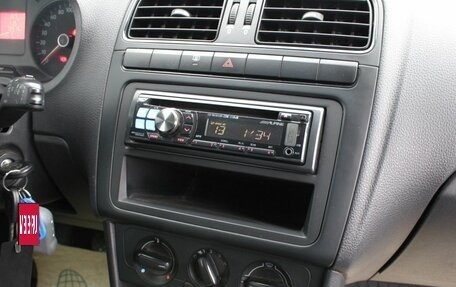 Volkswagen Polo VI (EU Market), 2013 год, 775 000 рублей, 13 фотография