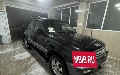 Toyota Land Cruiser 100 рестайлинг 2, 2006 год, 4 300 000 рублей, 5 фотография