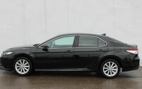 Toyota Camry, 2019 год, 2 850 000 рублей, 4 фотография