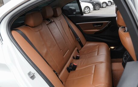 BMW 3 серия, 2016 год, 1 899 000 рублей, 11 фотография