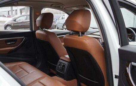 BMW 3 серия, 2016 год, 1 899 000 рублей, 13 фотография