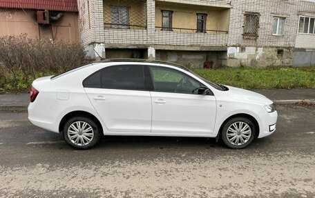 Skoda Rapid I, 2017 год, 770 000 рублей, 3 фотография