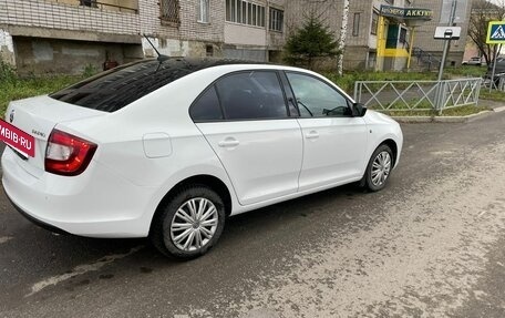 Skoda Rapid I, 2017 год, 770 000 рублей, 4 фотография