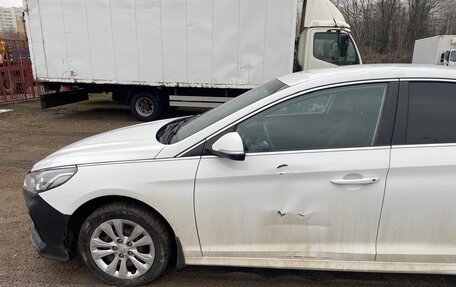 Hyundai Sonata VII, 2018 год, 900 000 рублей, 3 фотография