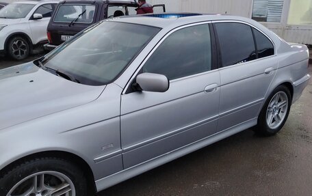 BMW 5 серия, 2002 год, 910 000 рублей, 11 фотография