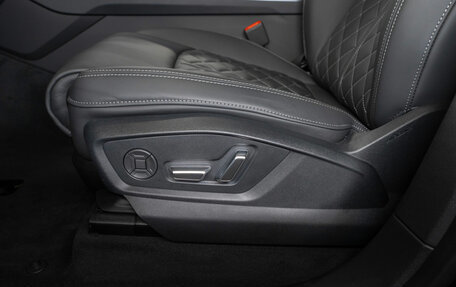 Audi Q8 I, 2025 год, 15 800 000 рублей, 25 фотография