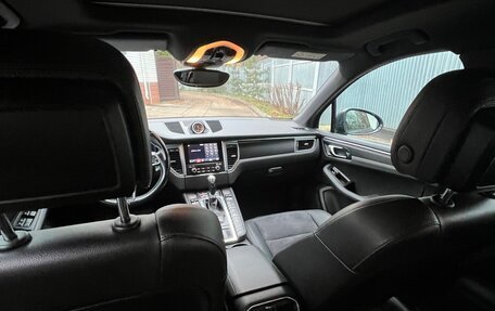 Porsche Macan I рестайлинг, 2017 год, 3 750 000 рублей, 8 фотография