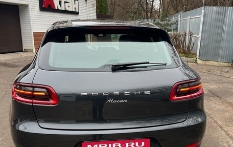 Porsche Macan I рестайлинг, 2017 год, 3 750 000 рублей, 4 фотография