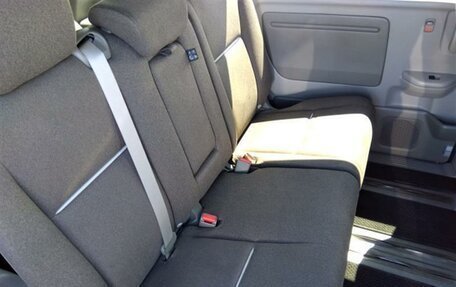 Honda Stepwgn IV, 2020 год, 2 300 000 рублей, 5 фотография